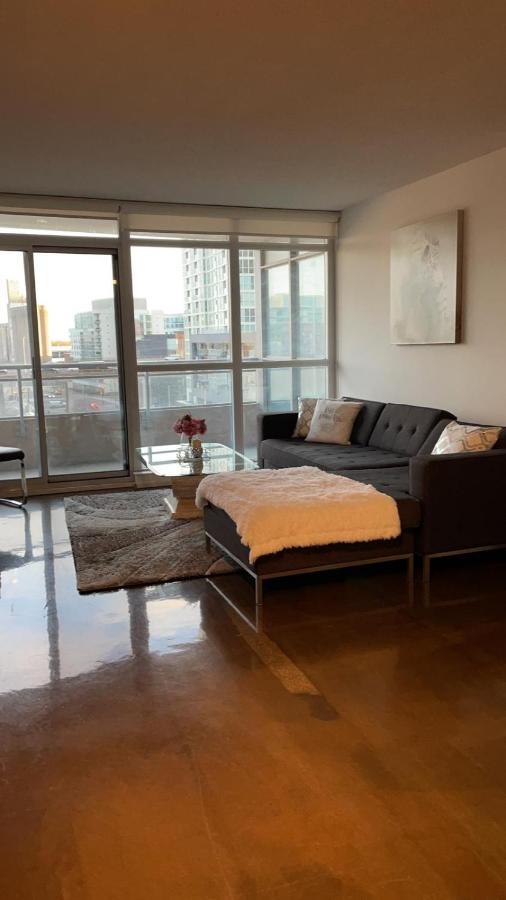 Toronto Downtown Luxurious Stylish 3 Bedroom 3 Bath 2 Balconies Near Rogers Centre Lakeview Condo المظهر الخارجي الصورة