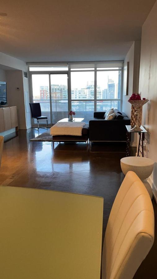 Toronto Downtown Luxurious Stylish 3 Bedroom 3 Bath 2 Balconies Near Rogers Centre Lakeview Condo المظهر الخارجي الصورة