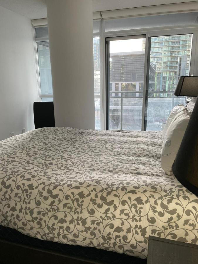 Toronto Downtown Luxurious Stylish 3 Bedroom 3 Bath 2 Balconies Near Rogers Centre Lakeview Condo المظهر الخارجي الصورة