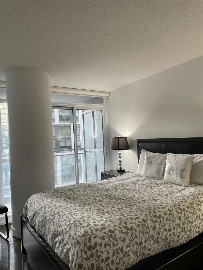 Toronto Downtown Luxurious Stylish 3 Bedroom 3 Bath 2 Balconies Near Rogers Centre Lakeview Condo المظهر الخارجي الصورة