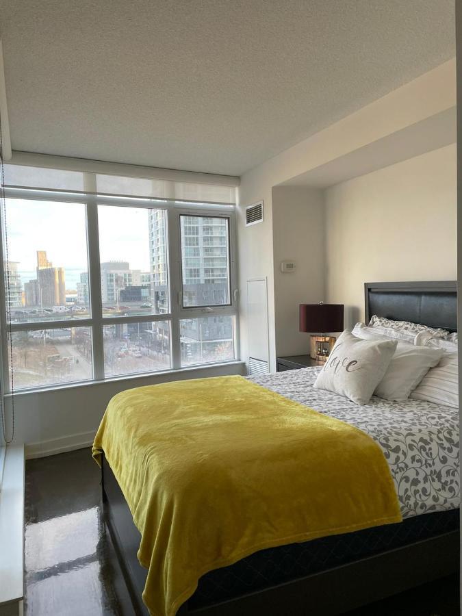 Toronto Downtown Luxurious Stylish 3 Bedroom 3 Bath 2 Balconies Near Rogers Centre Lakeview Condo المظهر الخارجي الصورة