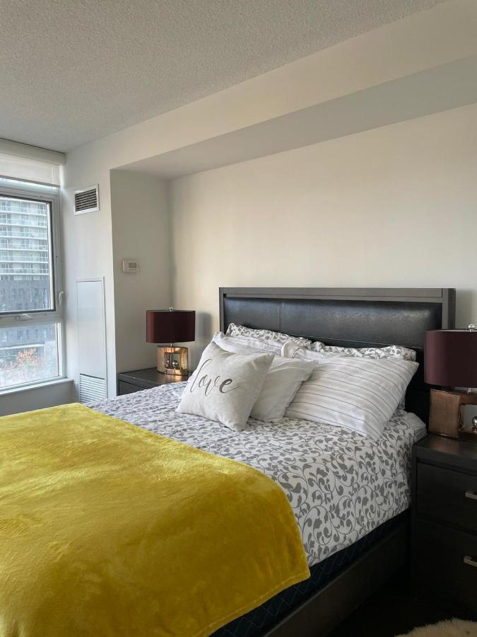 Toronto Downtown Luxurious Stylish 3 Bedroom 3 Bath 2 Balconies Near Rogers Centre Lakeview Condo المظهر الخارجي الصورة