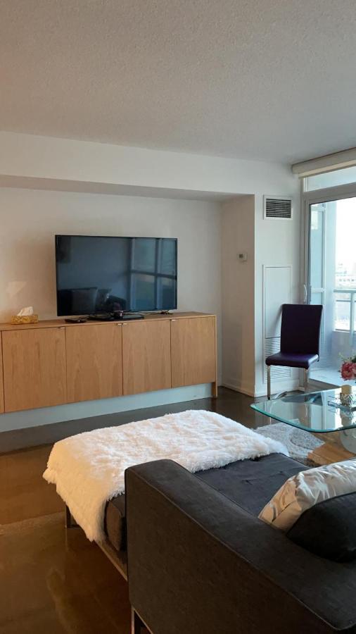 Toronto Downtown Luxurious Stylish 3 Bedroom 3 Bath 2 Balconies Near Rogers Centre Lakeview Condo المظهر الخارجي الصورة